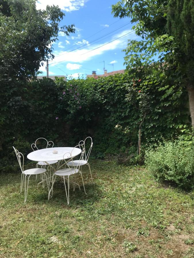 location studio meublé Sorgues Extérieur photo